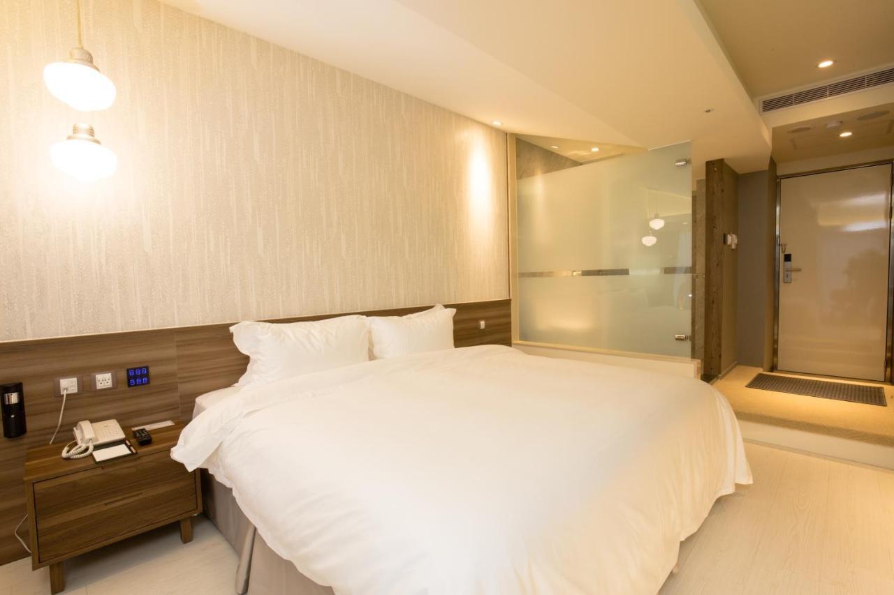 Walker Hotel. Ximen Tajpej Zewnętrze zdjęcie